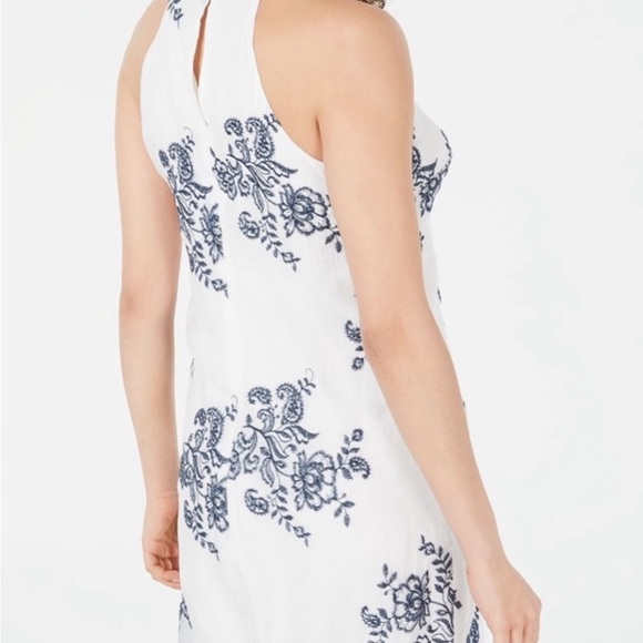 BCX Ivory Dress with Navy Floral Design - Picture 3 of 12
